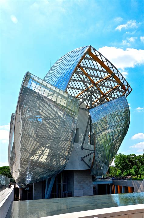 foundation louis vuitton frank gehry|louis vuitton exhibition paris.